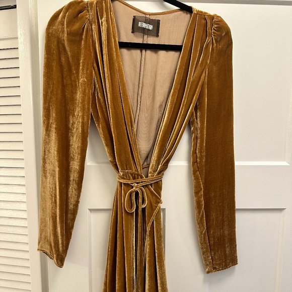 Reformation Chrissy Dress XS Gold Velvet Wrap Holiday Collection - Picture 5 of 5